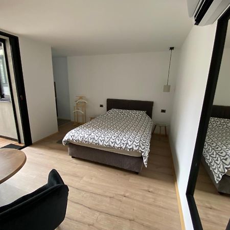 Apartment Nevena 3 Beograd Bagian luar foto